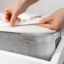 Cargar imagen en el visor de la galería, ¡Sujetá tus sábanas de una vez por todas! – Set de Clips Antideslizantes