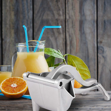 Cargar imagen en el visor de la galería, Pack Exprimidor Metálico de Cítricos + 6 tapas de silicona Eco-Fresh™
